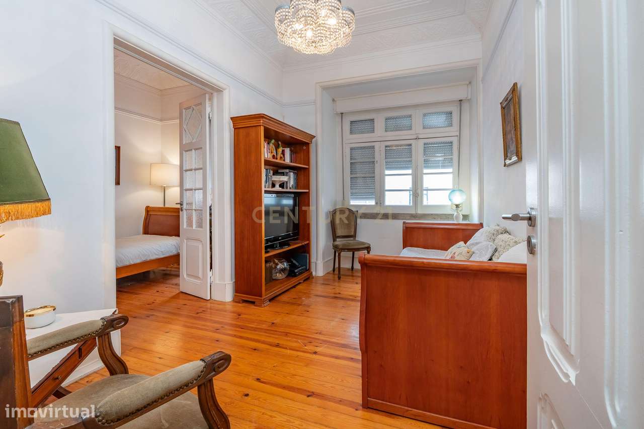 T3  (5 ass.) com terraço, elevador e arrecadação - Rua do Zaire-21