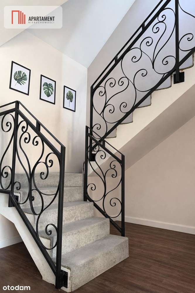 Nowoczesny dom z piękną działką-10