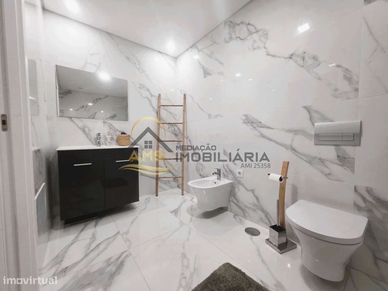 APARTAMENTO T3 COM TERRAÇO DE 186M²-38
