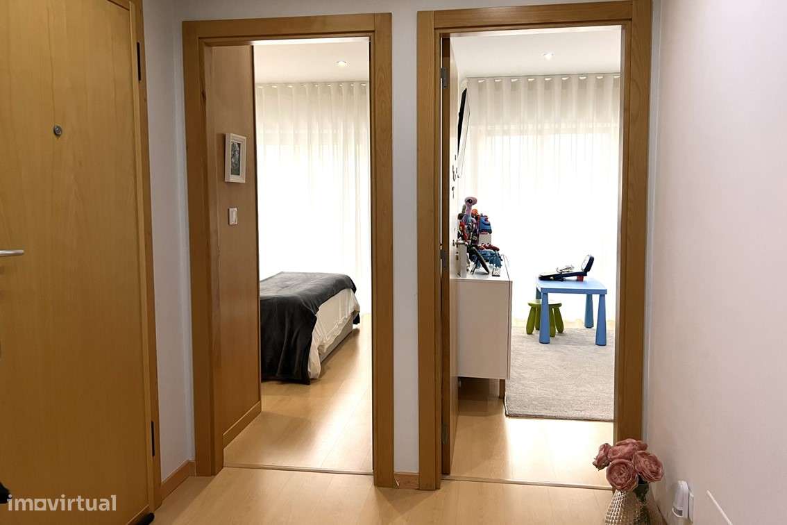 T2  / Renovado em São João da Talha-15