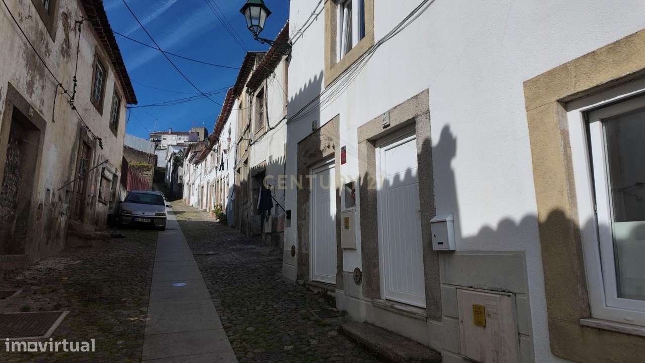 Moradia em zona Histórica da cidade de Castelo Branco - Grande imagem: 3/38