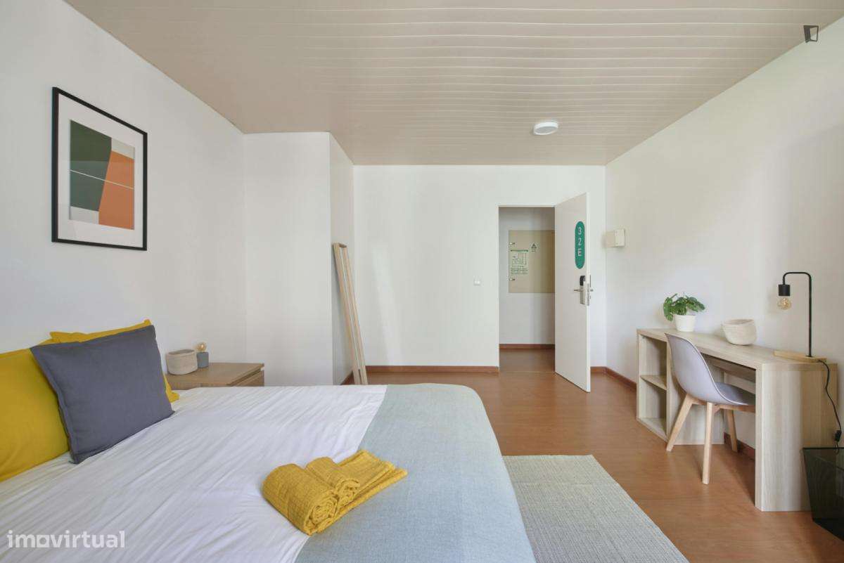 Quarto - localizado em Avenida da Liberdade Lisbon - Grande imagem: 4/5