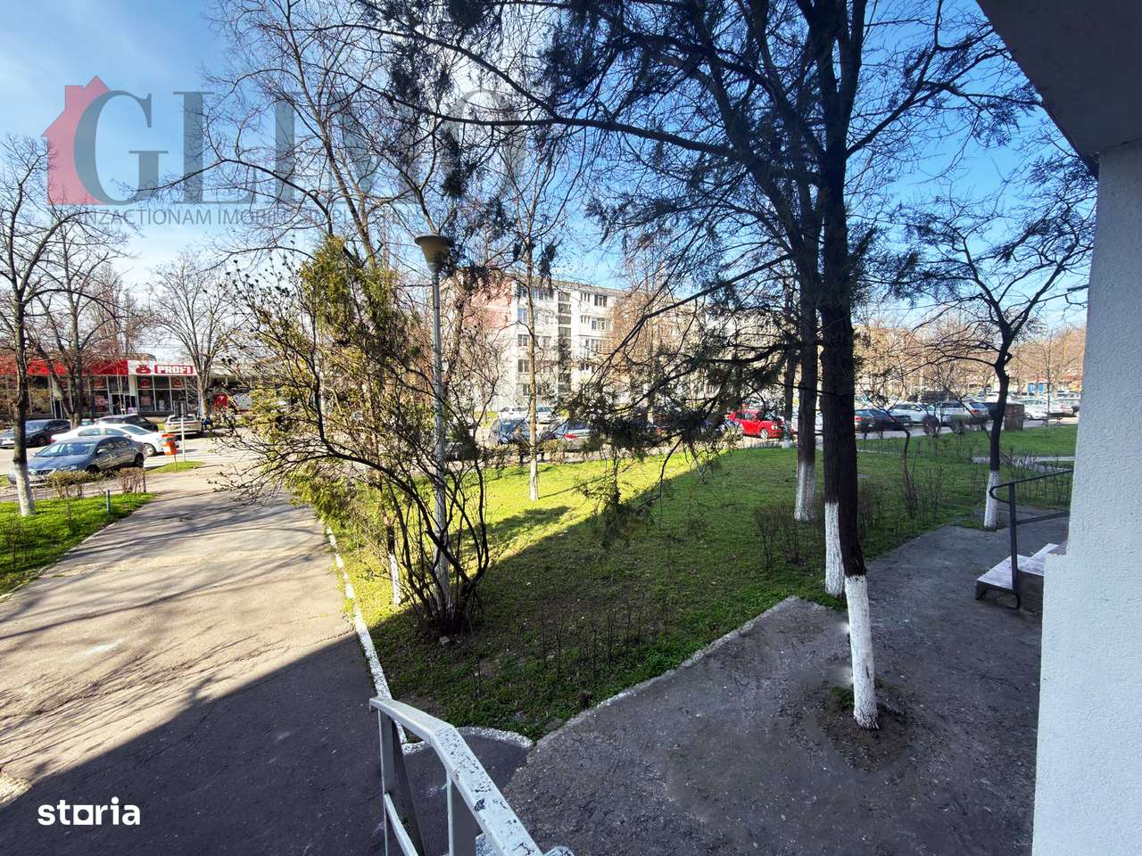 Parter, 3 camere, extindere,intrare exterioara, bl H2, Constructorilor-0