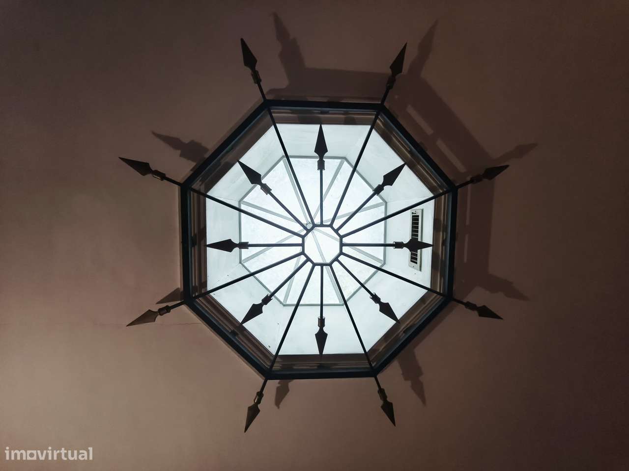 Solar Centenário de Encanto Histórico com Vista Inigualável na Ilha de-54