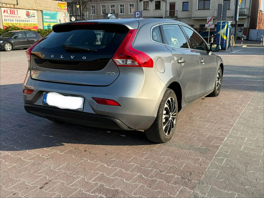 Volvo V40 II D2 Momentum 2015
