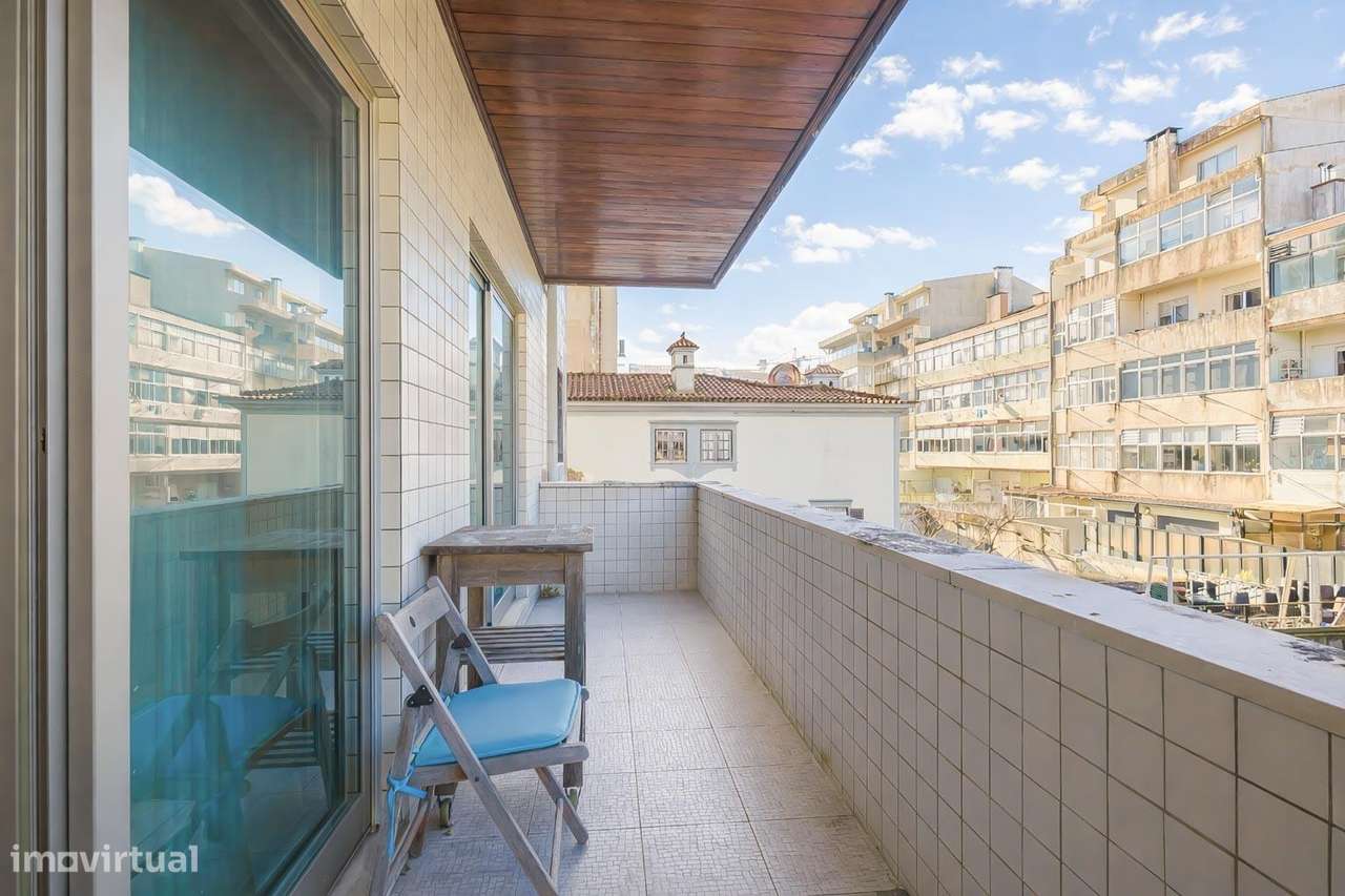 Apartamento T3 Exclusivo na Rua Soares dos Reis – Vila Nova de Gaia-24