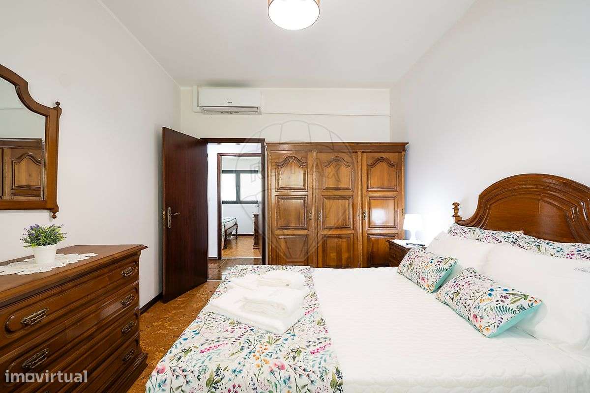 Moradia T4 para venda - Grande imagem: 3/42