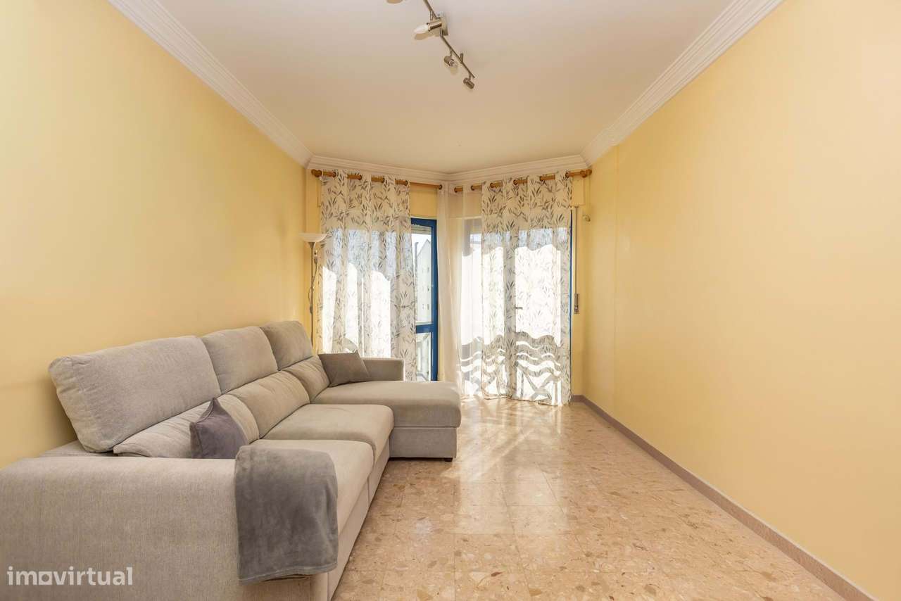 T3 c/ varandas e elevador – Loures (junto à Biblioteca José Saramago)-1