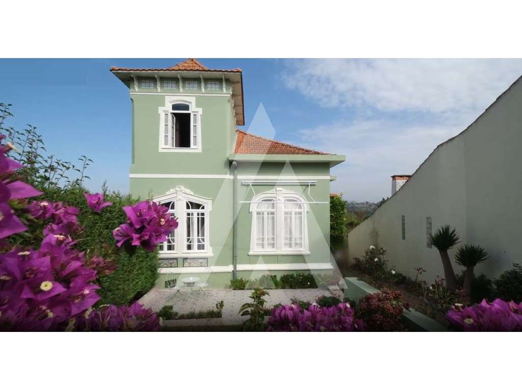 Moradia centenária com vista deslumbrante, transformada em Alojamen... - Grande imagem: 2/48