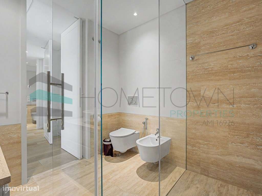 Apartamento com vista deslumbrante sobre o Golfe, no coração de Vil...-13
