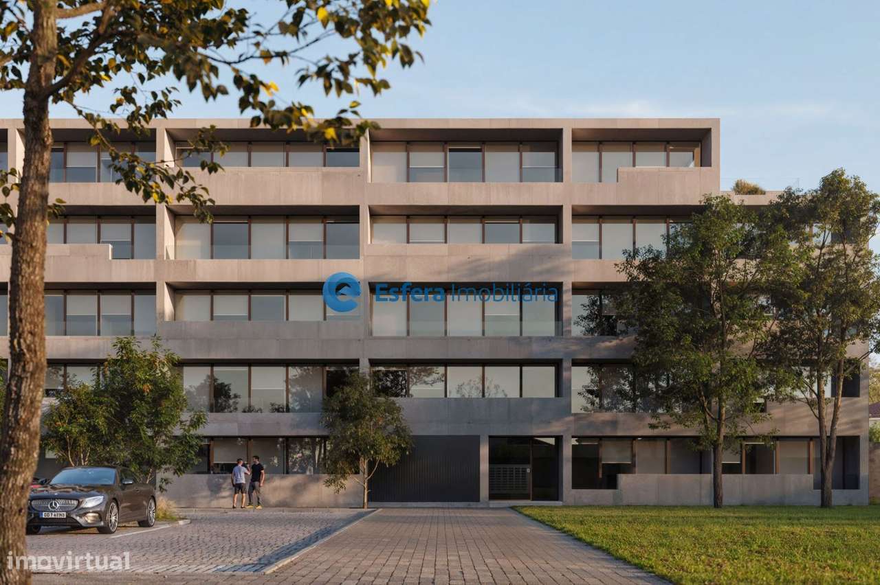 T1 Novo junto ao LIDL Monte dos Burgos-8