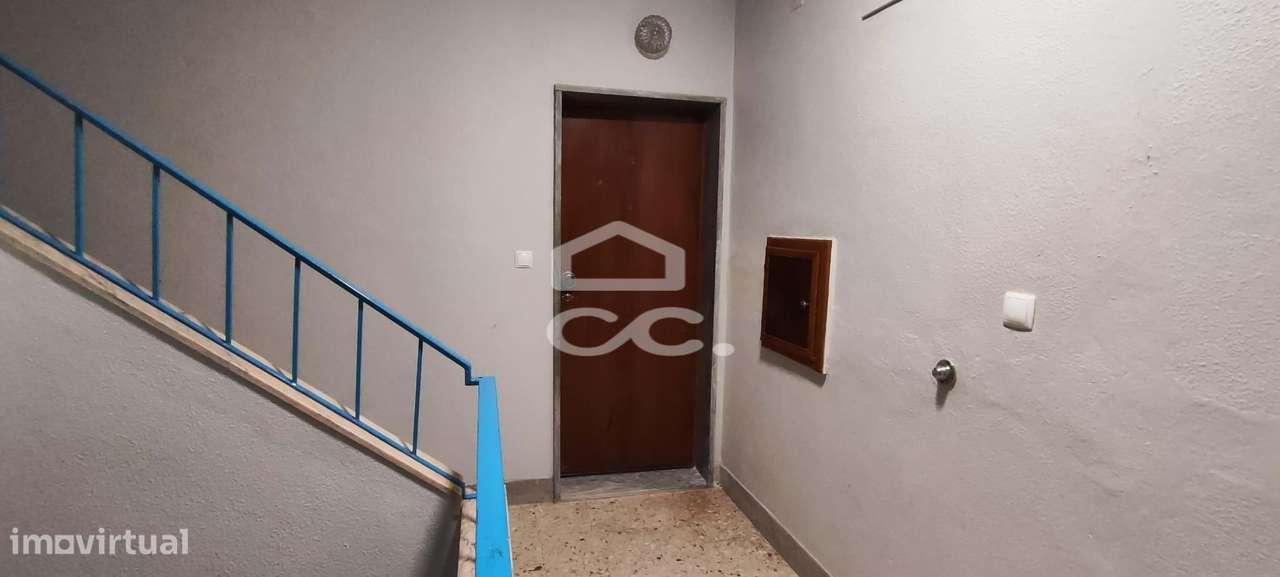 Apartamento T2 totalmente remodelado no Lavradio - Barreiro-31