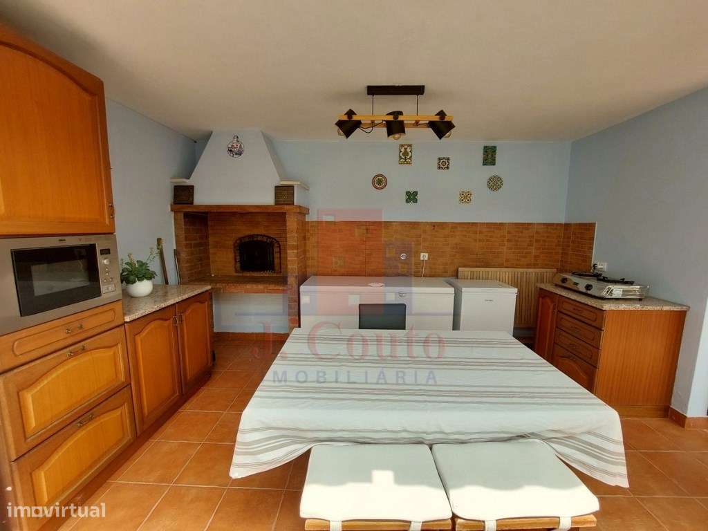 Moradia T5 | Piscina | Terreno | Vistas panorâmicas-14