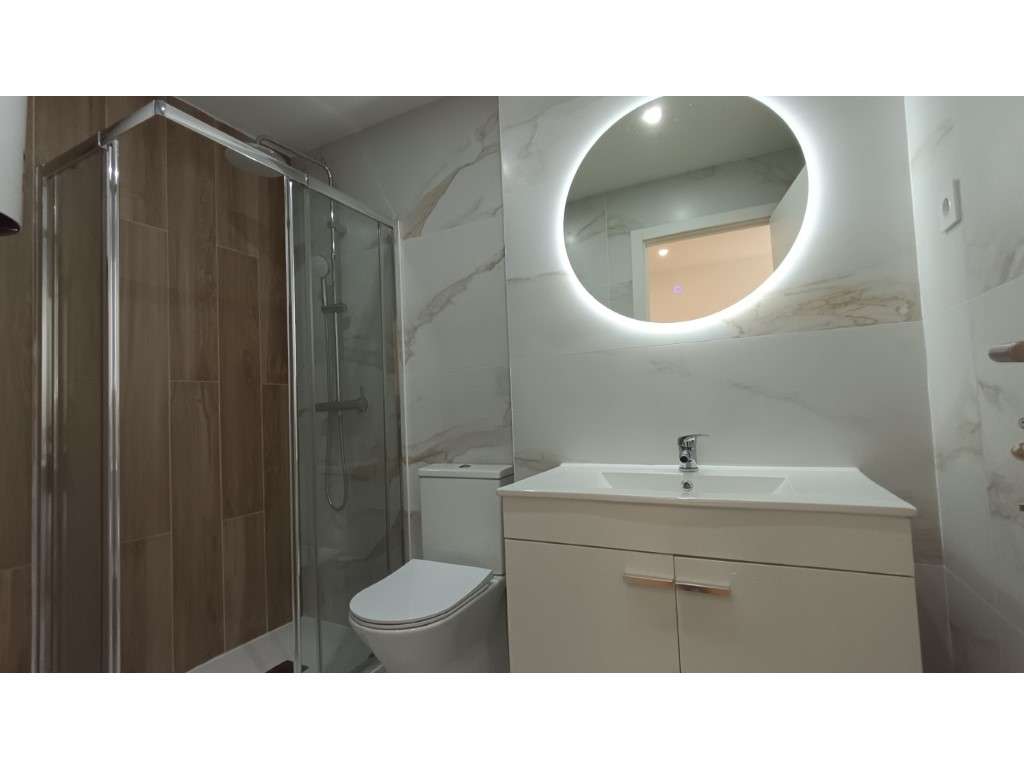 Apartamento T3 REMODELADO | Centro do Cacém-24