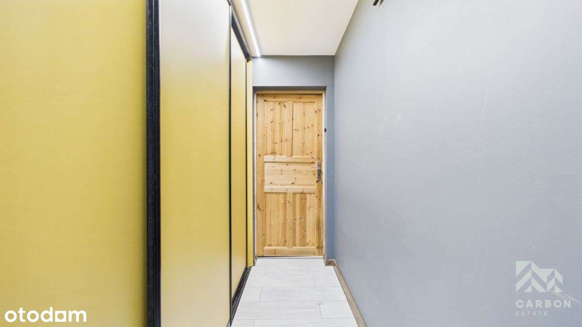 Duży metraż i 4 pokoje w centrum Dąbrowy-17