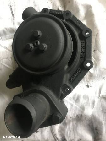 Pompa wody John Deere r503509 , pompa wody Claas arion ares Axion Re 523169, Re546918 - 1