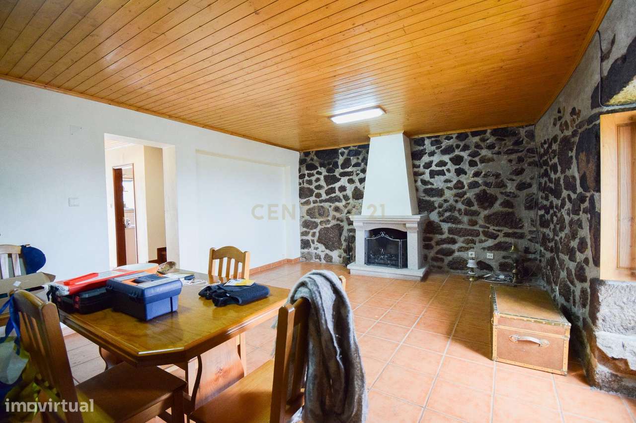 Quinta com construção em Pedra 20.000 m2 de terreno e Licença de Aloja-20