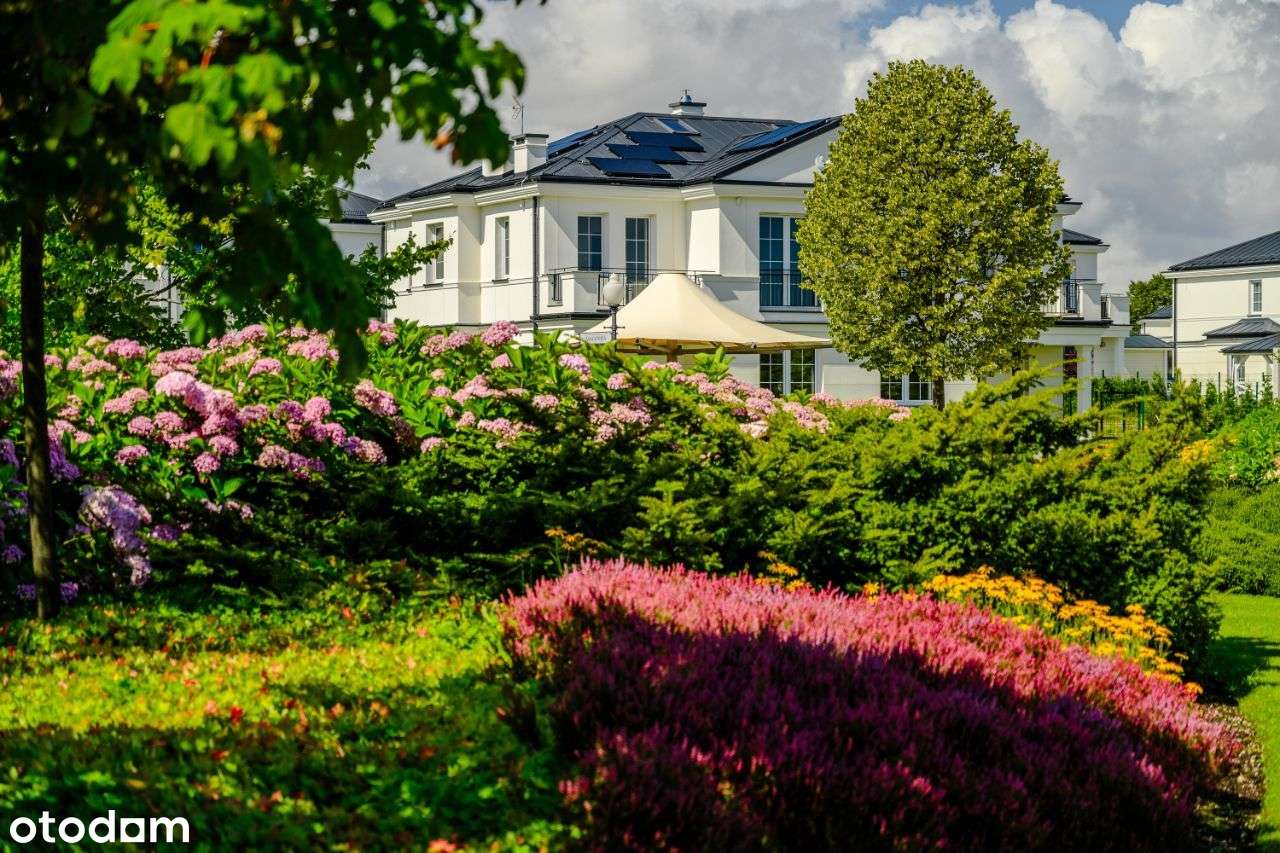 Apartament z ogrodem i kominkiem | Ogrody Tesoro-7