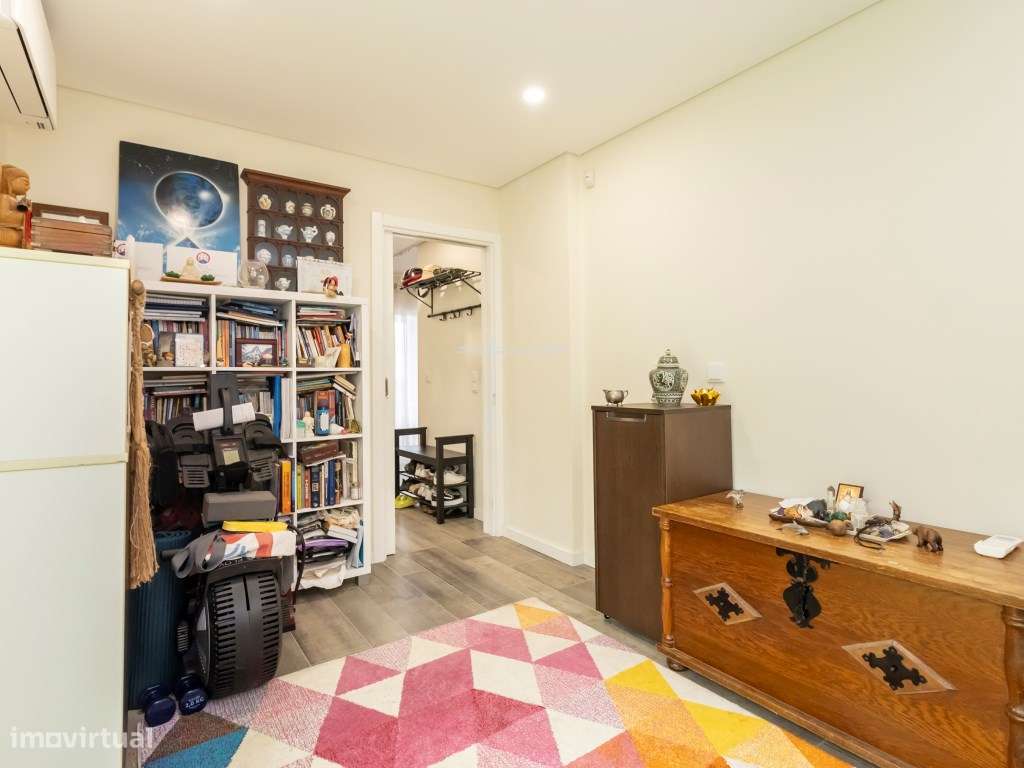 Moradia Geminada com garagem e piscina - Quinta de Santa Teresa - Grande imagem: 4/60