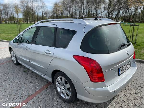 Peugeot 308 1.6 Premium - 5