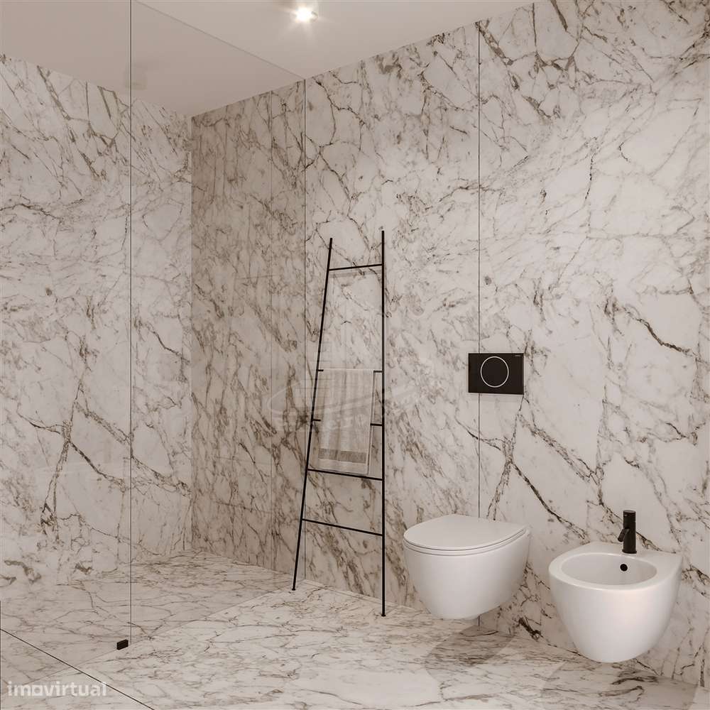 Luxo e Conforto: T4 no Último Piso em Braga-36