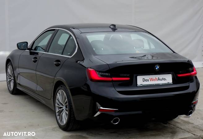 BMW Seria 3 320d Aut. Sport Line - 25