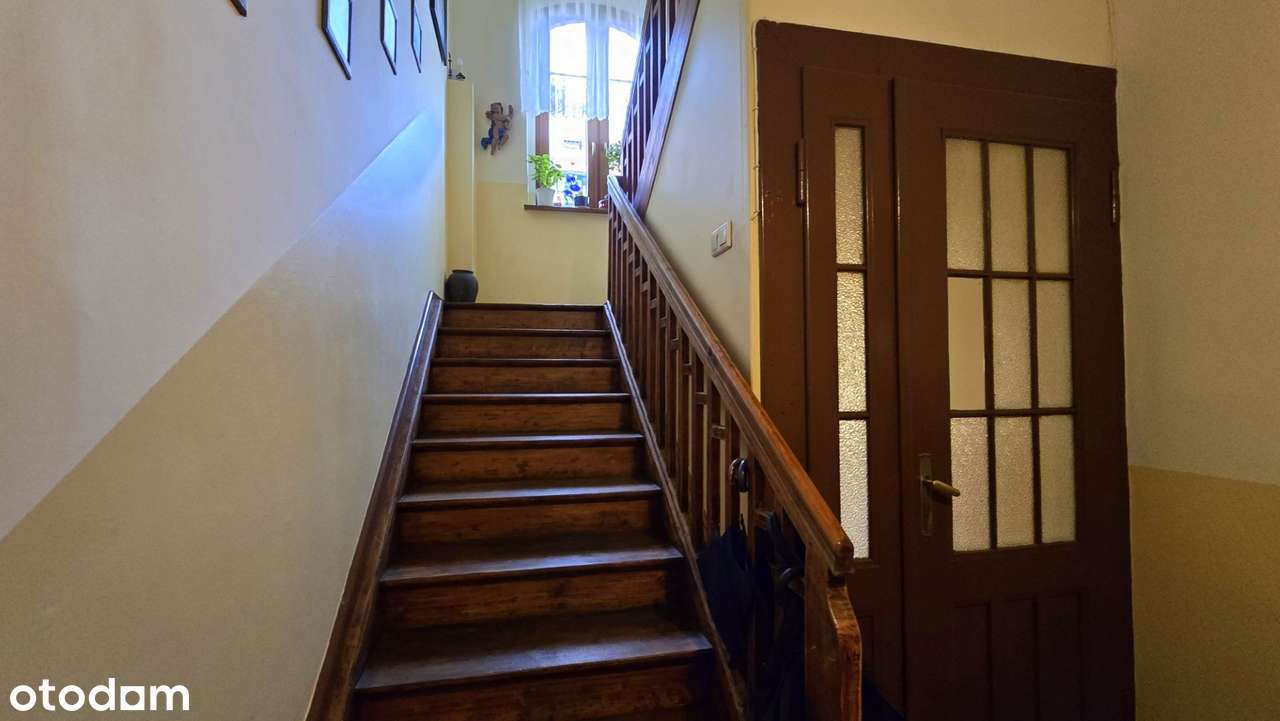 Willa poniemiecka w zabudowie bliźniaczej-16