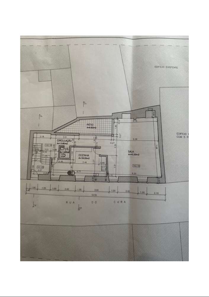 Moradia T6 com garagem, Madragoa, Estrela-34