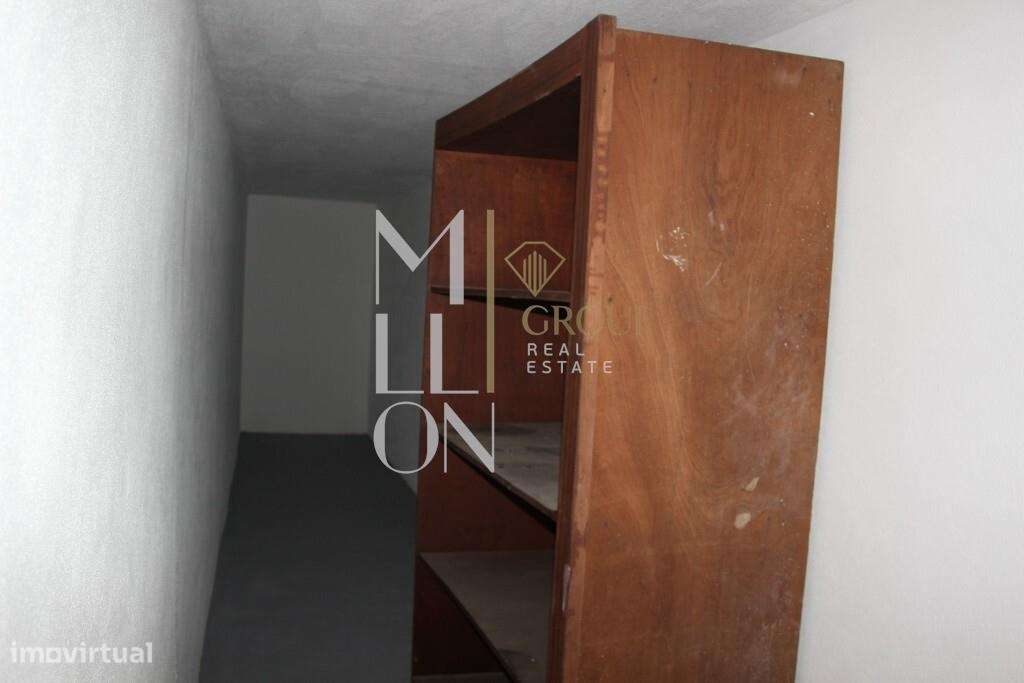 Moradia T4 com garagem-14
