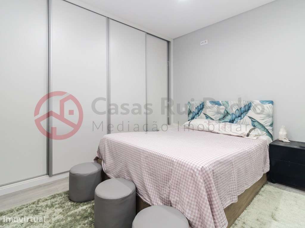 Moradia T3+2 Remodelada com garagem 740 m² de Terreno em St Antonio...-28