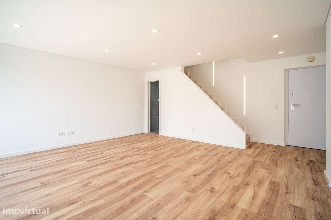 T3 Duplex Encarnação. Com suíte. a 2/3 Mnts Metro da Encarnação-10