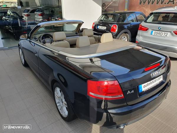 Audi A4 Cabrio 2.0 TDi Sport - 23