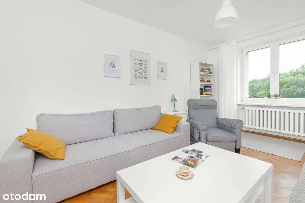 OD 1 CZERWCA - APARTAMENT (51 m23, 2 POK.) NA KAMIENNEJ GÓRZE W GDYNI