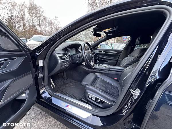 BMW Seria 7 740d xDrive - 14