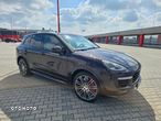 Porsche Cayenne GTS - 8