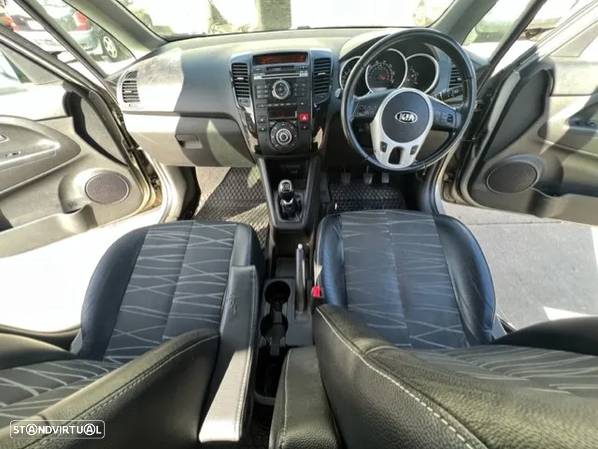 Kia Venga 1.6 CRDI 2014 Para Peças - 5