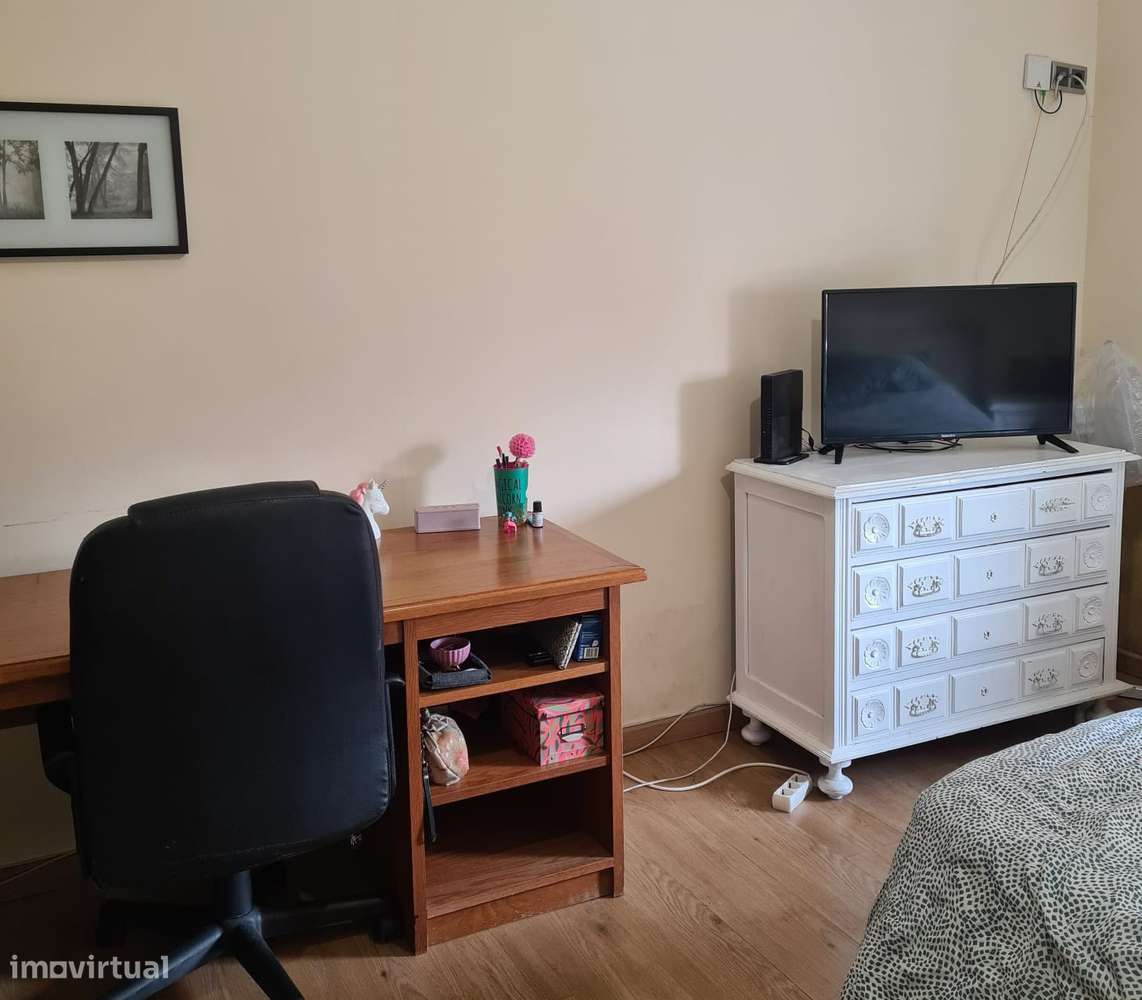 T1 mobilado e equipado para 2 pessoas - Grande imagem: 4/16