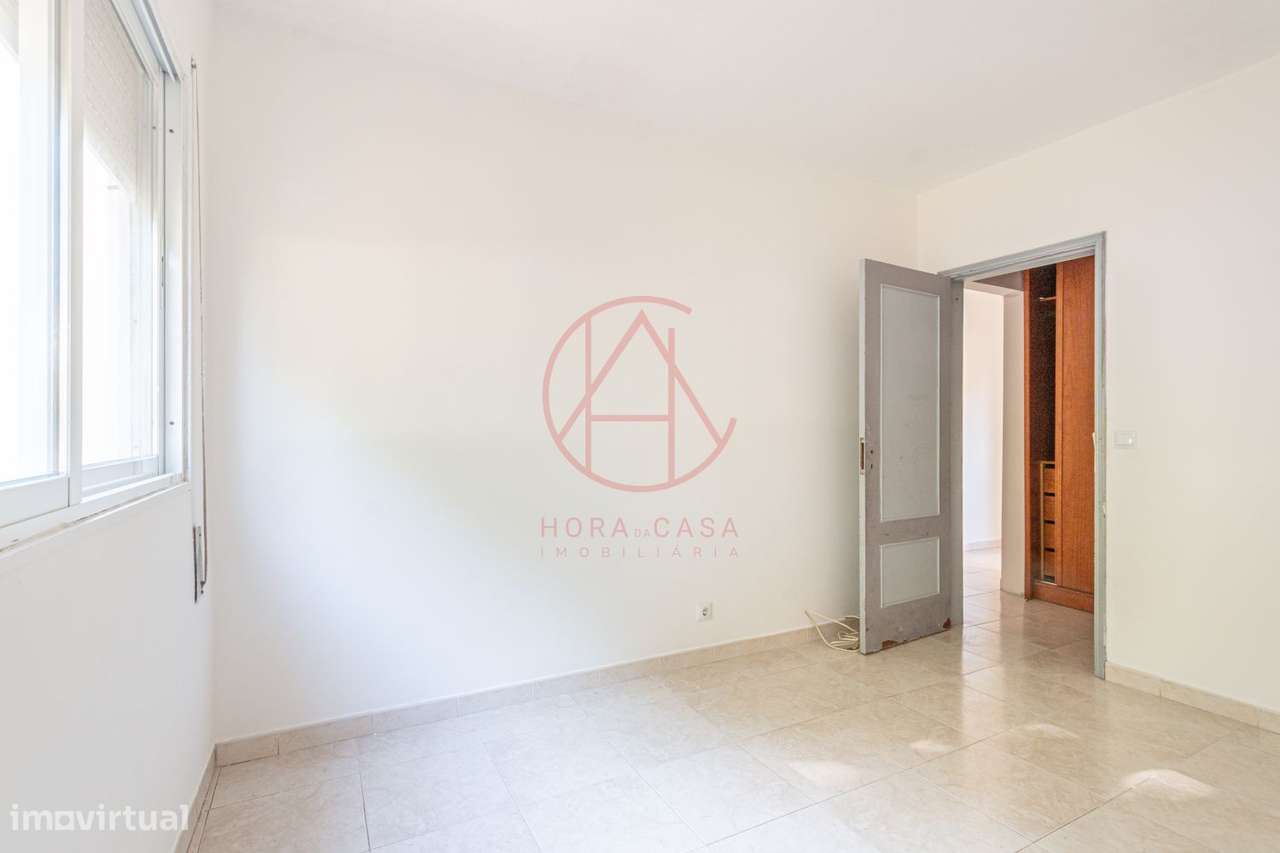 APARTAMENTO T3 1º andar c/ elevador - Sto Antonio da Charneca-18