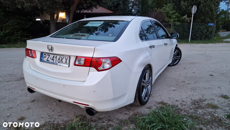 Honda Accord 2.4 Executive - 11