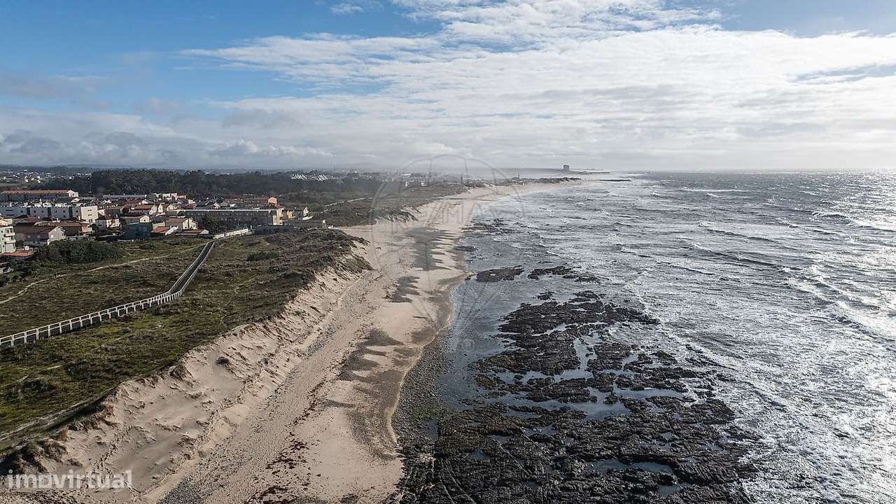 Moradia T4+1 em Esposende-36