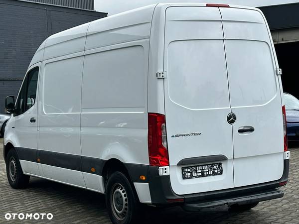 Mercedes-Benz eSprinter - 5