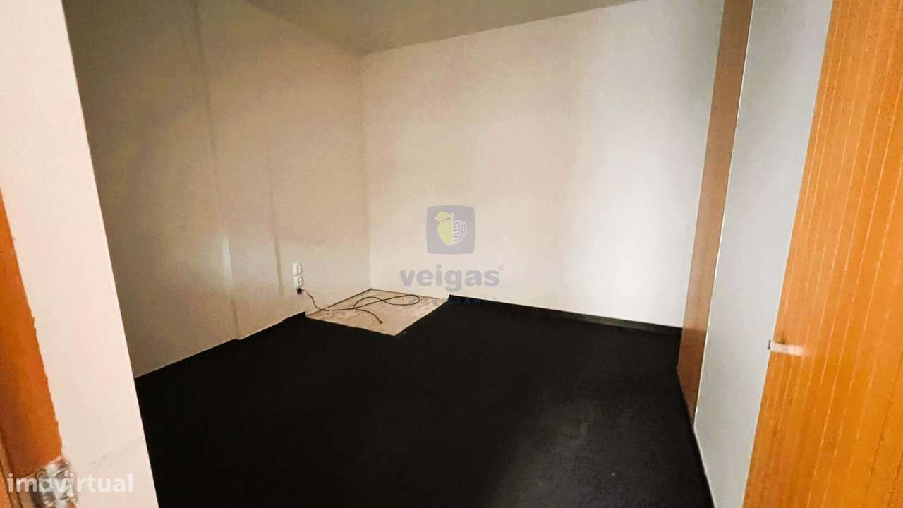 LOJA PARA COMERCIO COM EXCELENTE LOCALIZAÇAO - Grande imagem: 5/13