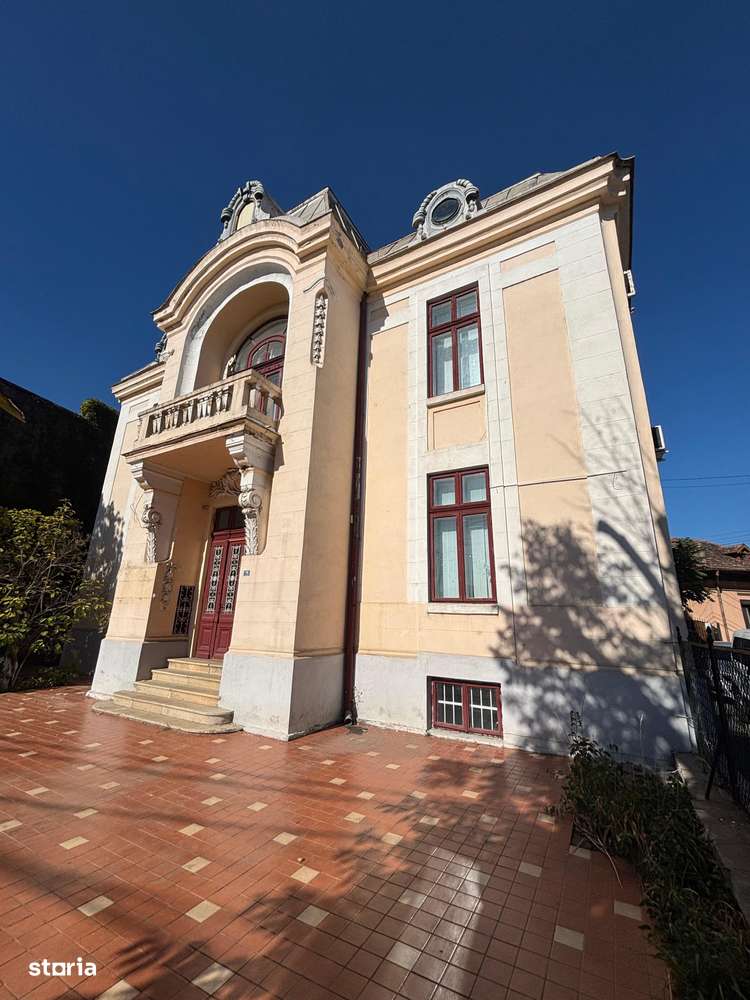 DGM IMOBILIARE: Imobil " UNICAT" , situat ultracentral - Imagine principală: 2/18