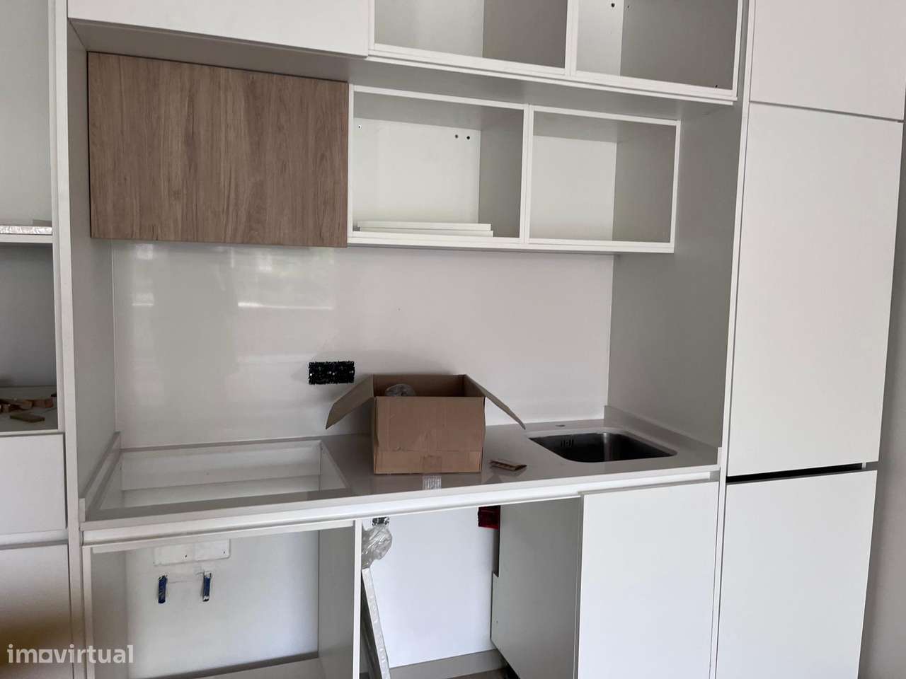 T1 Novo com varanda, garagem e eficiência energética A+-12