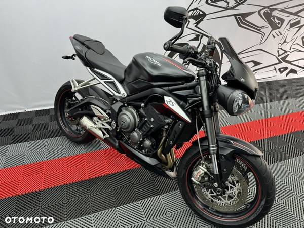 Triumph Street Triple - 22