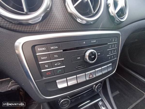 Mercedes-Benz GLA 180 CDi Style - 12