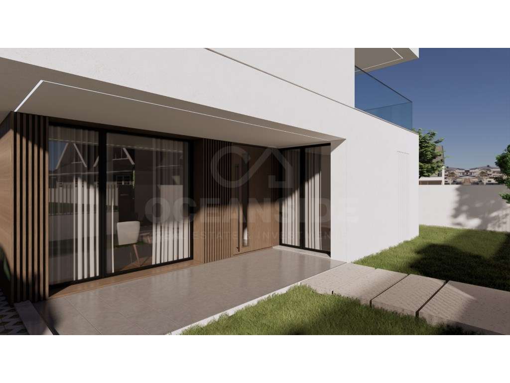 Moradia T4 com piscina, junto a Manique de cima-5