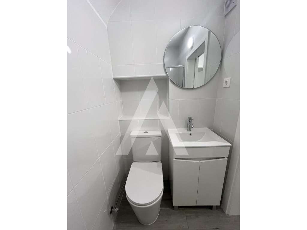 Moradia T2 Térrea no Centro Histórico de Évora-12