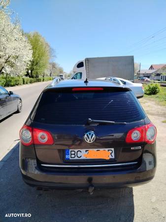 Volkswagen Passat 2.0TDI Comfortline DPF 4Motion - 1