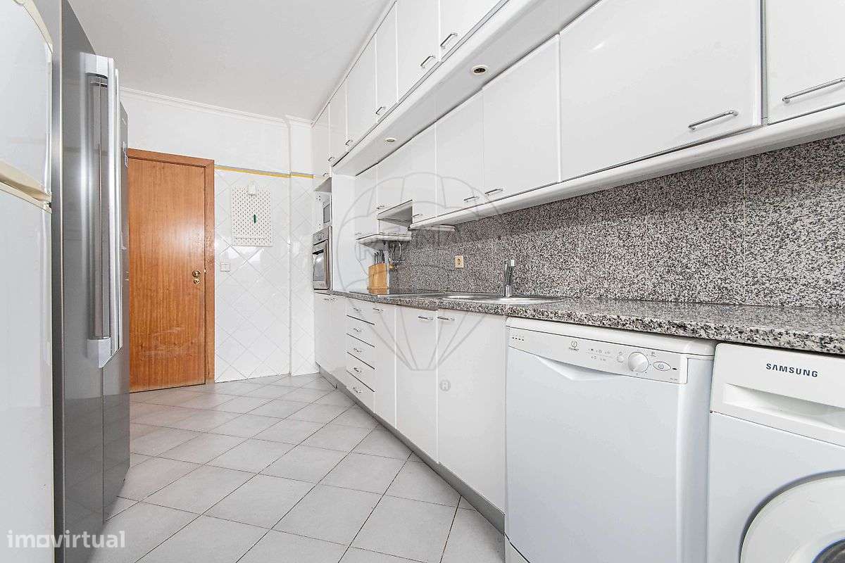 Apartamento T3 para venda - Grande imagem: 1/19